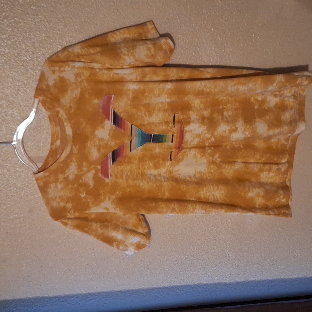 Western tee